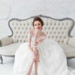 Модные короткие свадебные платья для стильных невест