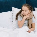 Проблемы с горлом у детей: причины, симптомы, лечение