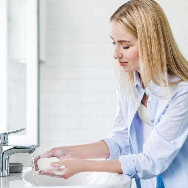 План статьи 'Самые эффективные ванночки для ногтей в домашних условиях [Ногти Красота]':